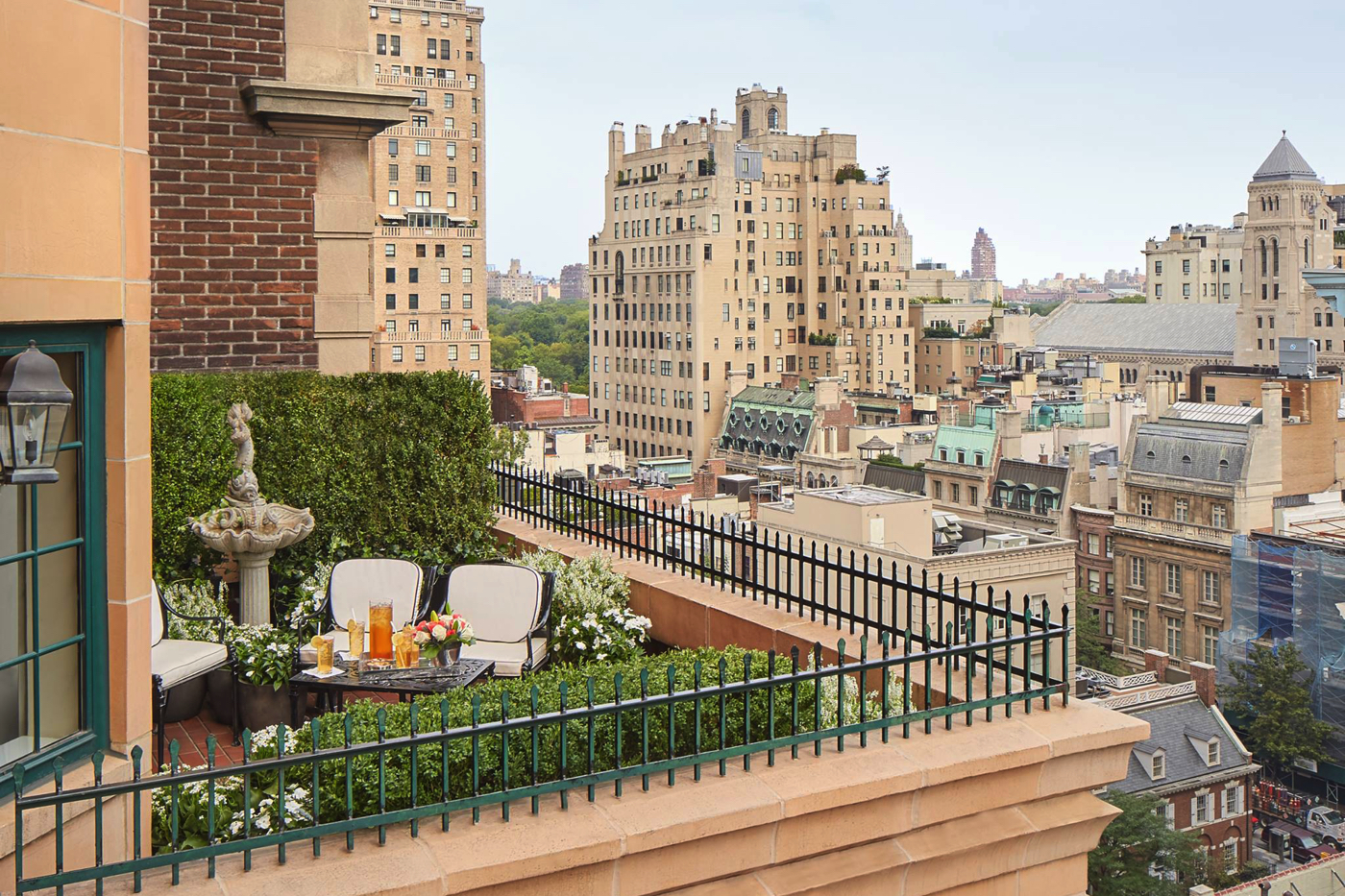 19 Seductively Romantic Hotels in NYC You’ll Love