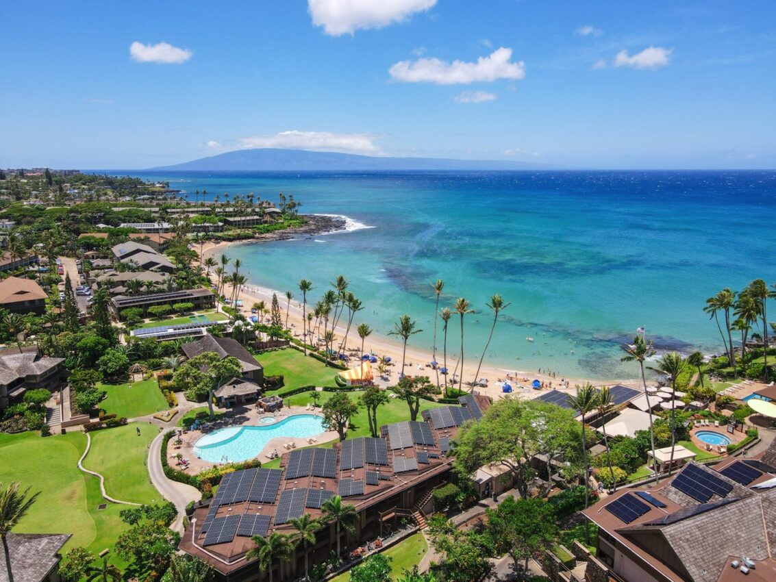 WONDERING WHERE TO STAY IN MAUI? 25 GREAT SPOTS YOU'LL LOVE